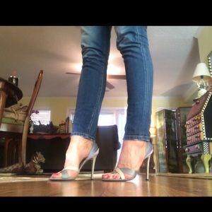 NIB Beautiful Fendi Silk Multicolored Heels Sz. 40